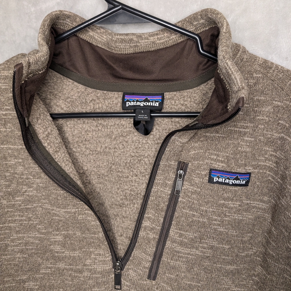 Patagonia Men's Brown Sweater